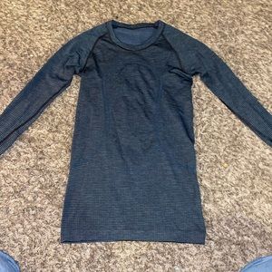 Lulu Lemon Workout Shirt